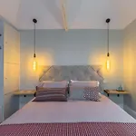 Elegant 2Br Duplex In City Center By Lovelystay