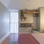 Elegant 2Br Duplex In City Center By Lovelystay