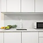 Host Wise - Spacious Noble Apartaments Ace Location