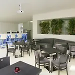 Tryp By Wyndham Porto Centro Hotel