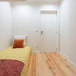 Host Wise - Lovely & Cozy Duplex Flat