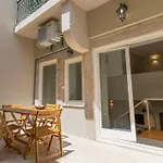 Central Stunning Duplex W/ Patio By Lovelystay