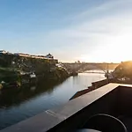 Unique T2 W/ Top View Of The River By Lovelystay