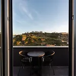 Unique T2 W/ Top View Of The River By Lovelystay