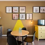 Trindade City Studio 77
