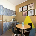 Trindade City Studio 77