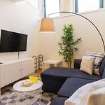 Delightful Duplex By Lovelystay