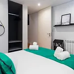 Premium 2Br Flat Near Santa Catarina By Lovelystay