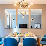 Renovato Deluxe Apartment