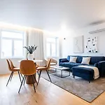 Almada 551 - 4 1 Penthouse View By Lovelystay