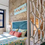 Central Cozy Stay 2 Ac Near Metro