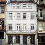 In Porto Gallery Guesthouse