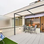 Julio Dinis Porto Secret Retreat - By Guest Spa
