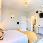 Julio Dinis Porto Secret Retreat - By Guest Spa