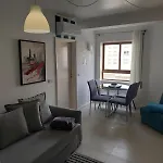 Comfort In The Downtown