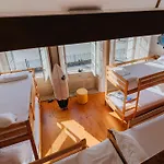 Happy Porto Hostel & Apartments