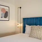 Historical Downtown Retreat Duplex By Lovelystay