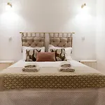 Porto Historical Center Apartments