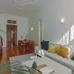 Luxury Apartment In Flores By Kobi