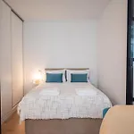 Santa Catarina Charm Apartment Downtown Near Metro