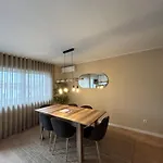 Oporto Near Family Apartments - Free Parking