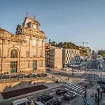 Locally Yours Oporto Apartments