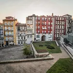 Locally Yours Oporto Apartments
