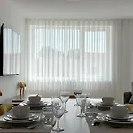 Vibrant Porto Apartments-Campo 24 Agosto