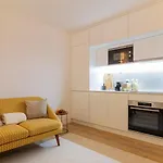 Urban House Marques By Lovelystay