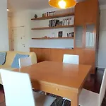 City Flat Near The Sea