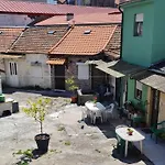 Kirashouse