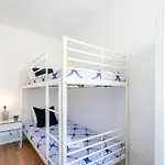 Host Wise - Large Flat W Terrace - Ace Location At Aliados