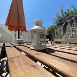 Burgaes II Apartment