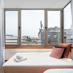 Host Wise - Bright Quiet Flats - Prime Location
