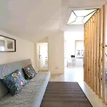 Oporto Blue Liberdade - Citycenter View Penthouse Studio