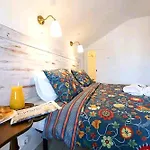 Oporto Blue Liberdade - Citycenter View Penthouse Studio