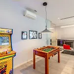 Savvy Apartments