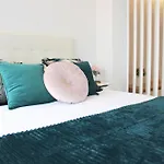 Marques City Center Flat