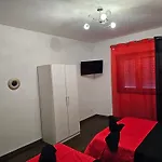 Reis Apartment