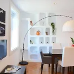 Feel Ribeira - Riverfront Charm