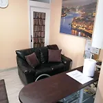 House Romantic R/C Left