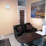House Romantic R/C Left