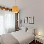 Lolla\'S City House 2