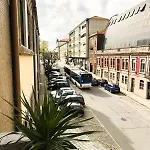 Brittos Lapa Apartment In Porto Center