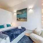 Guestready - Rustic Urban Retreat