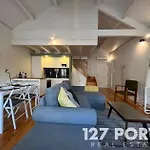 Ml240 Spacious Central Apartment