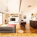 Casa Da Cotovia / Douro River