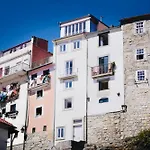 Oporto Street das Aldas
