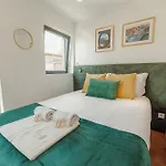 Lapa Stylish Apartments By Vacationy