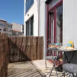 *Lighty Santa Catarina Studio* Balcony/Dishwasher